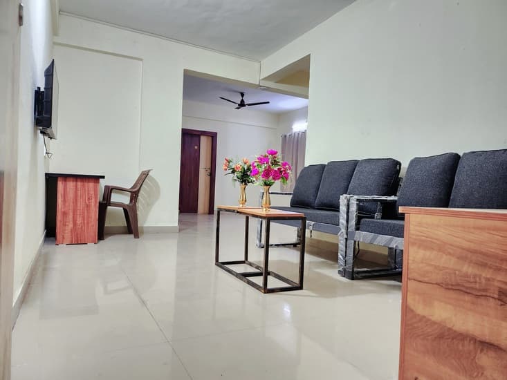 PG and Coliving in Khar Road – The "Artistic-Chic" Core of the West