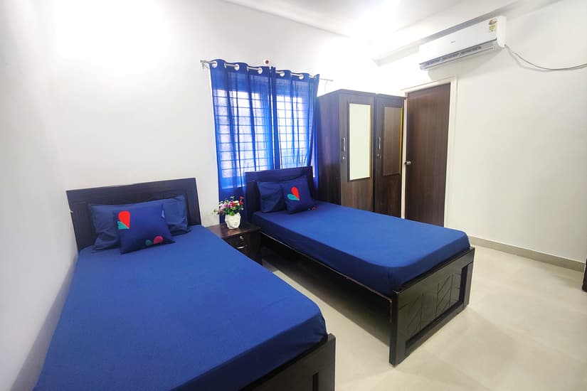 PG and Coliving in Khan Market – Elite Living in the "Boutique Heart" of Delhi