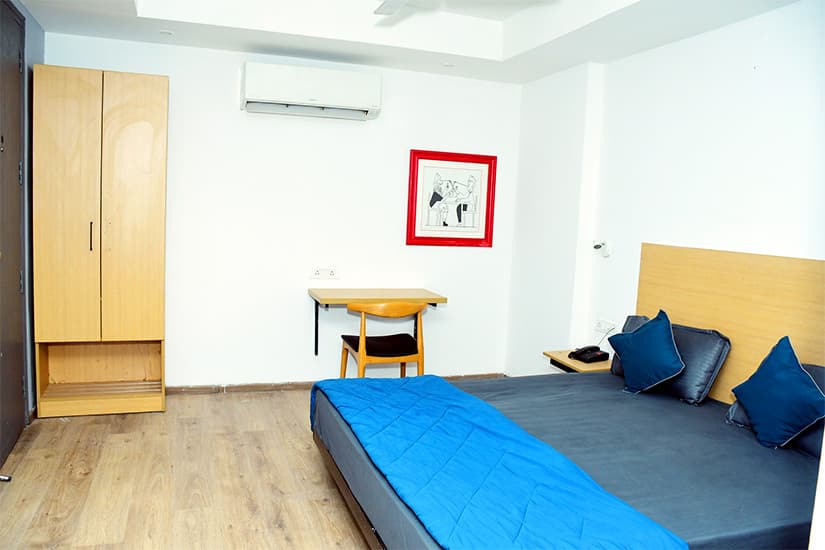 PG and Coliving in Haiderpur Badli Mor – The "Highest" Point of Delhi’s 2026 Transit