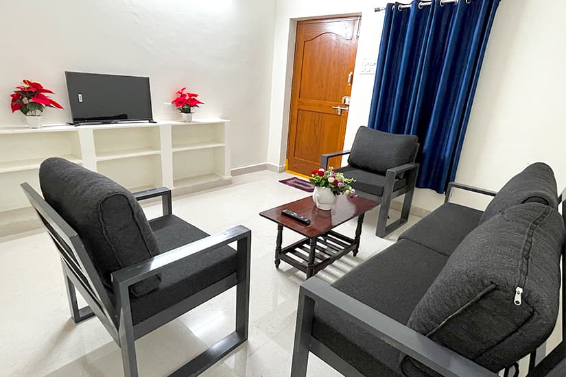 The Heart of the Hub—The 2026 Ultimate Guide to PG and Coliving Near Majestic Metro Station, Bangalore