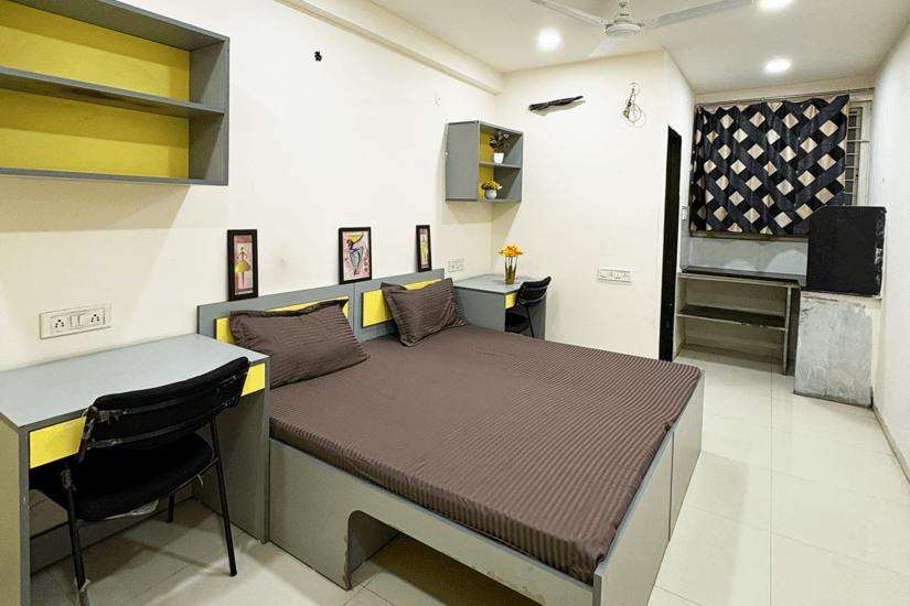 PG and Coliving in Lajpat Nagar – The 2026 Triple-Interchange Lifestyle
