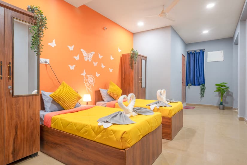 The Heart of the Tech Corridor—The 2026 Ultimate Guide to PG and Coliving Near RMZ Infinity, Old Madras Road, Bangalore