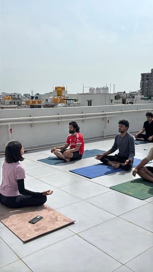 Taking a moment to reconnect. 🧘‍♀️